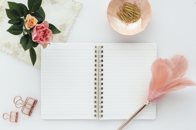 終活ノートの書き方例！書いておきたい項目をサンプルで紹介